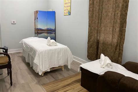Intimate massage Brothel Kfar Saba